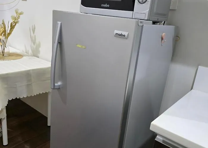 Mafresco Makati Staycation Aparthotel